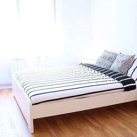 New Central Light Apartment With Private Parking Novi Sad Exteriér fotografie