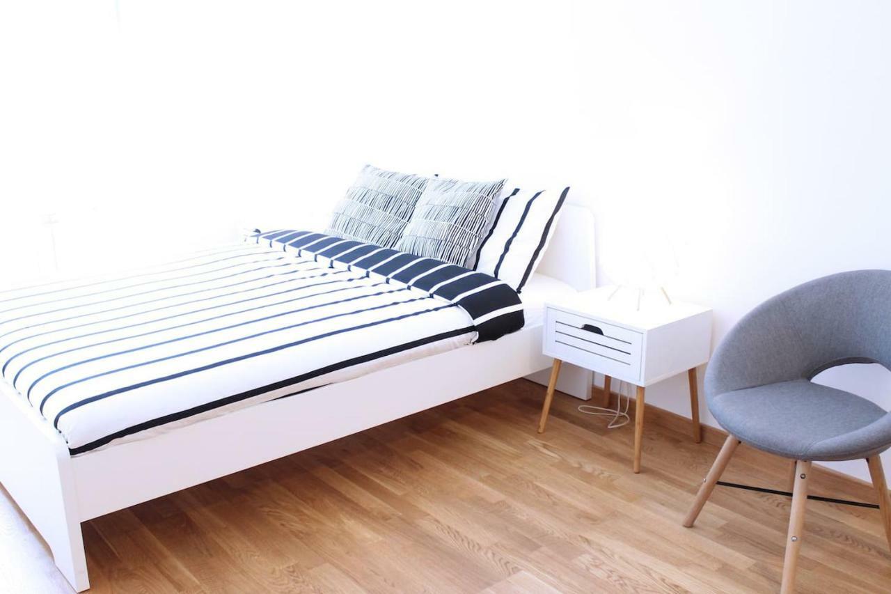 New Central Light Apartment With Private Parking Novi Sad Exteriér fotografie