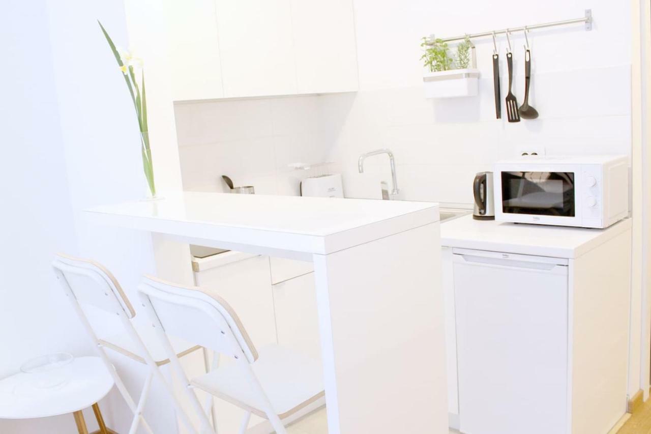 New Central Light Apartment With Private Parking Novi Sad Exteriér fotografie